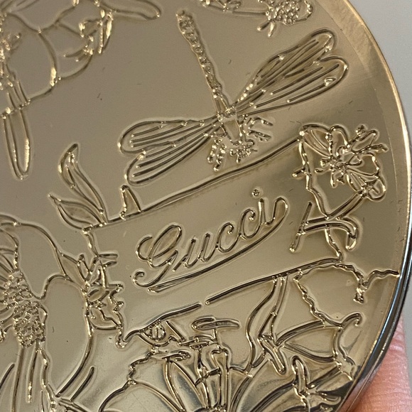 Sold 🩶 Authentic Gucci Compact Mirror Gift Box (Silver Engraved Etched Floral) - Picture 6 of 11